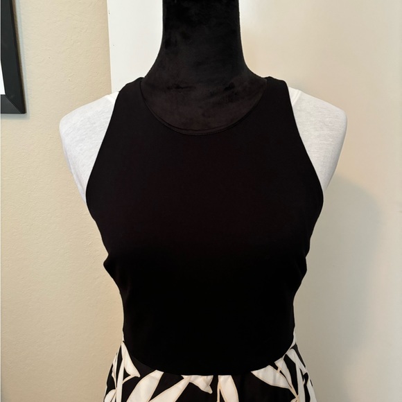 Vince Camuto Hi/Lo Dress Size 8 - Picture 11 of 12